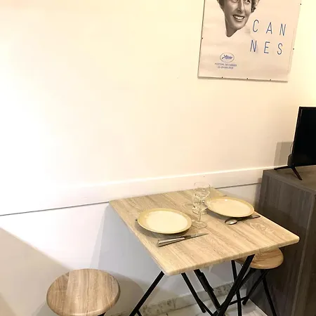 Center Ac Wifi 100 M From Behind Martinez Apartmán Cannes