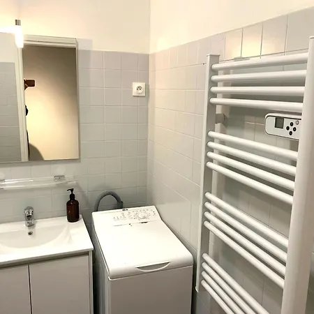 Daire Center Ac Wifi 100 M From Behind Martinez