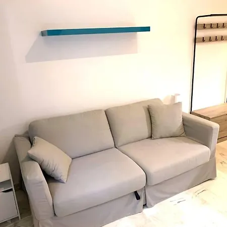 Center Ac Wifi 100 M From Behind Martinez Appartement